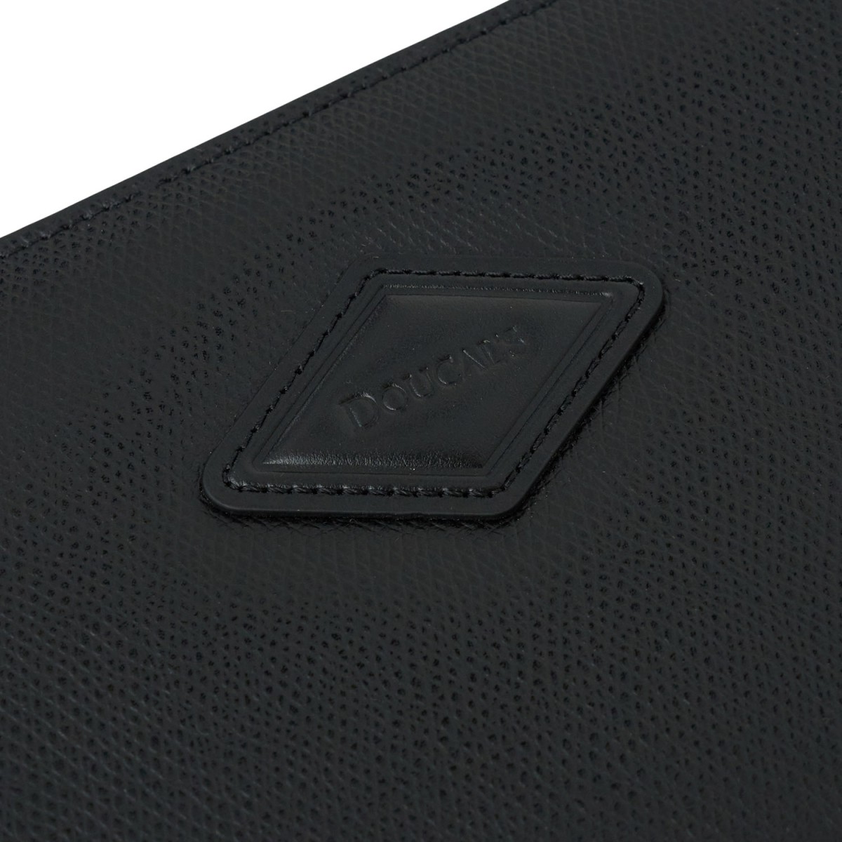 Double-zip wallet VITELLO PALMELLATO - BLACK